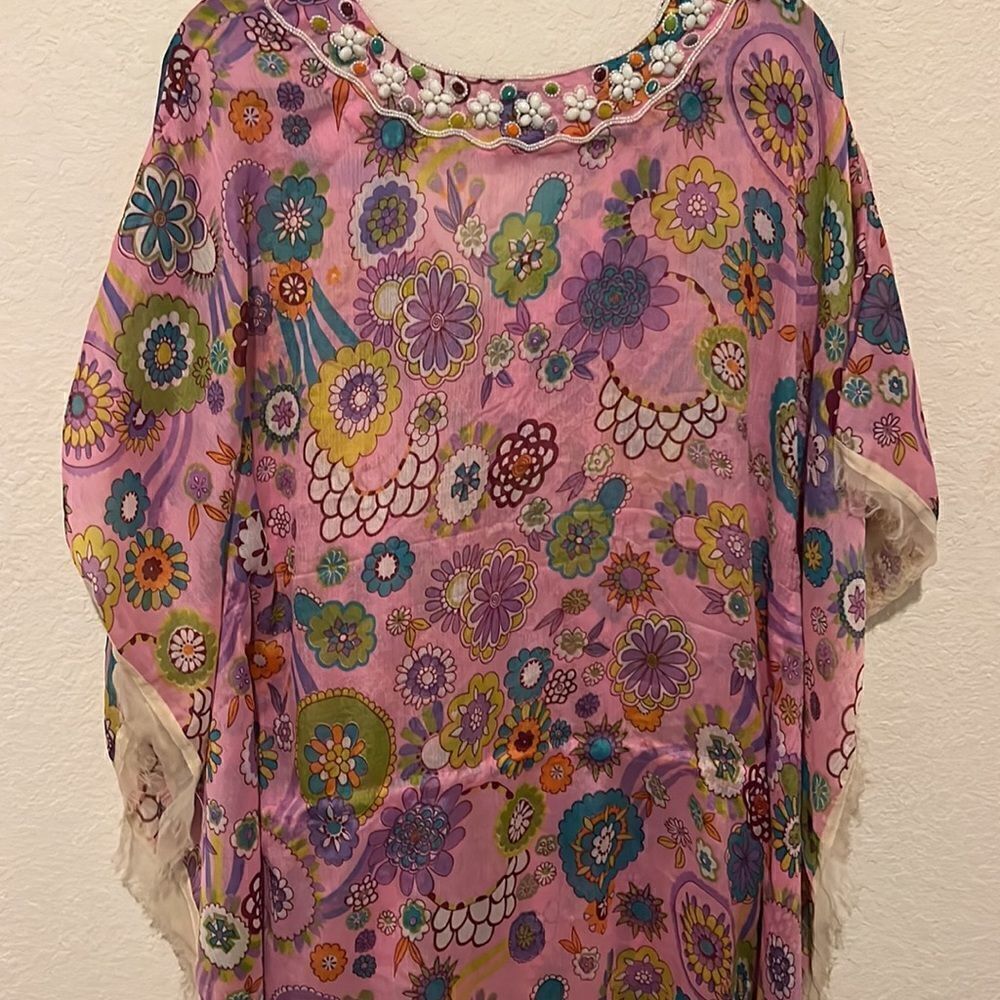 One Size Fits All Beautiful Chiffon Beach Cover Up - Beaded - Pink Design - Picture 6 of 6